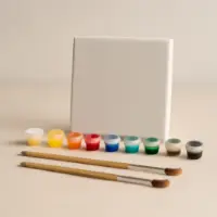 Set de pintura con témperas, pinceles y lienzo